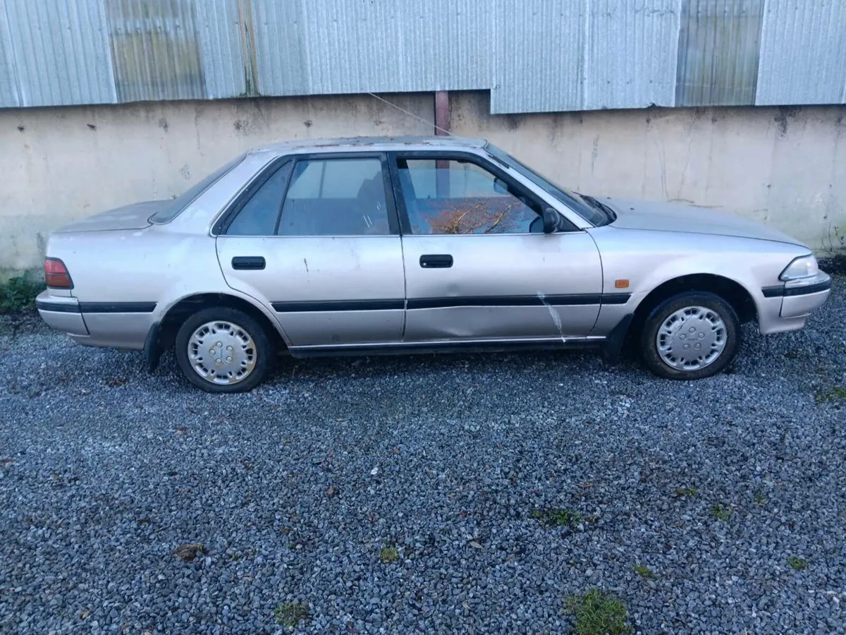 1990 Toyota carina ii - Image 4