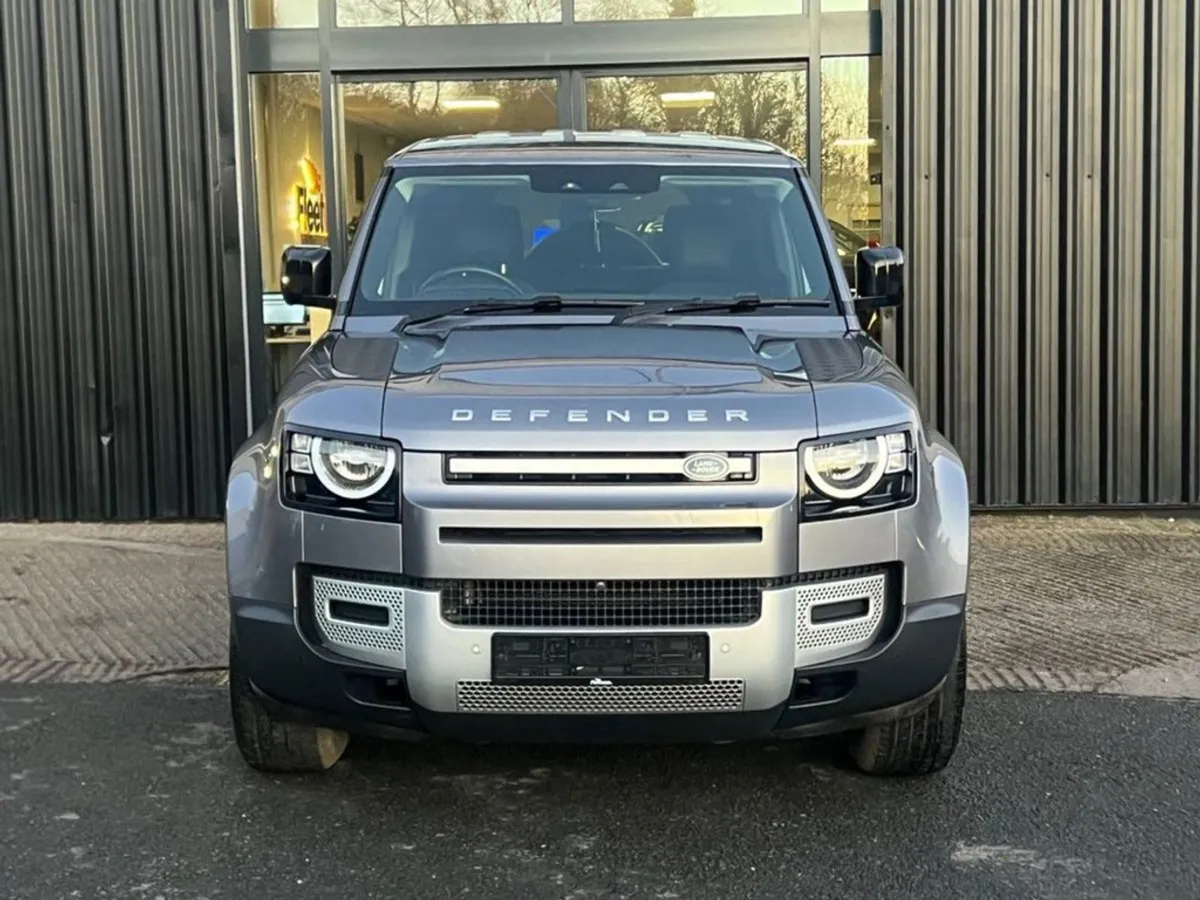 Land Rover Defender 2.0 SD4 S SUV 5dr Diesel Auto - Image 2