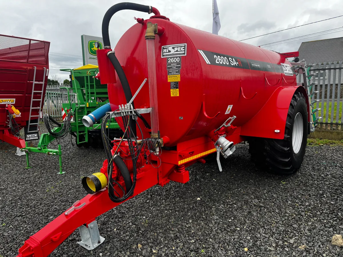 New Hi-Spec 2600 tanker with 7.5m trailing shoe - Image 2