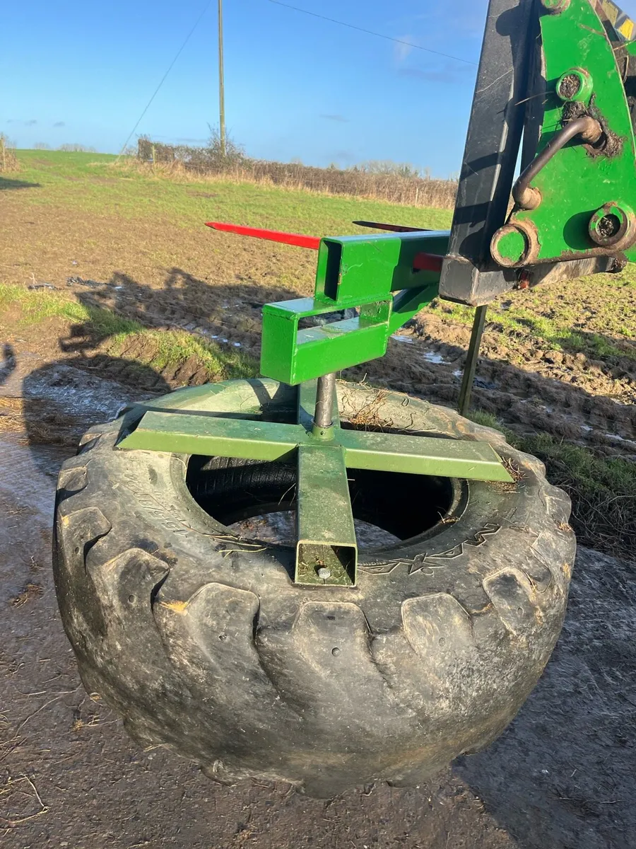 Silage pusher - Image 1