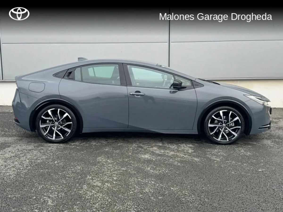 Toyota Prius 2.0 Phev Call Now 041 980 2420 - Image 3