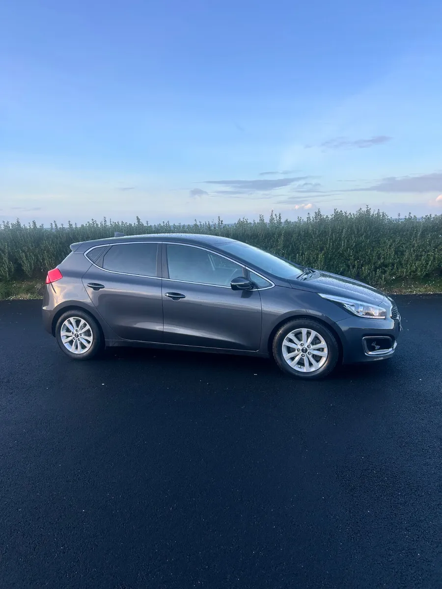 Kia Ceed 2 ISG 2018 *Mint* - Image 2