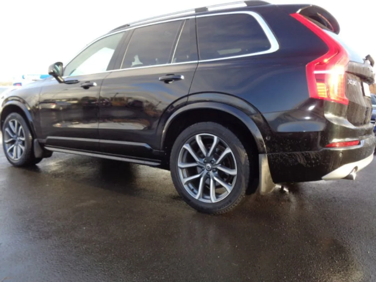 Volvo XC90 7 Seater D5 AWD MOM Automatic - Image 4