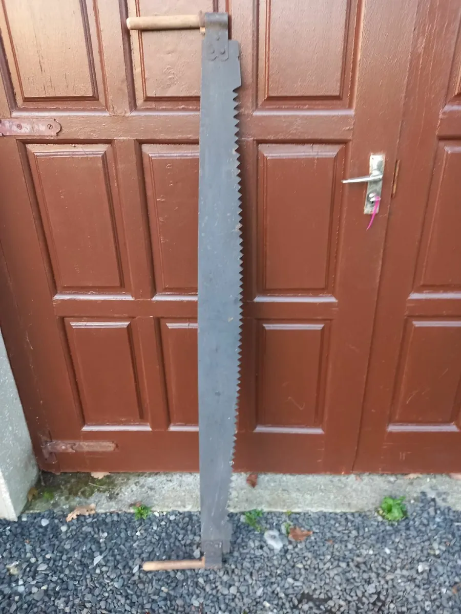 Cross cut saw