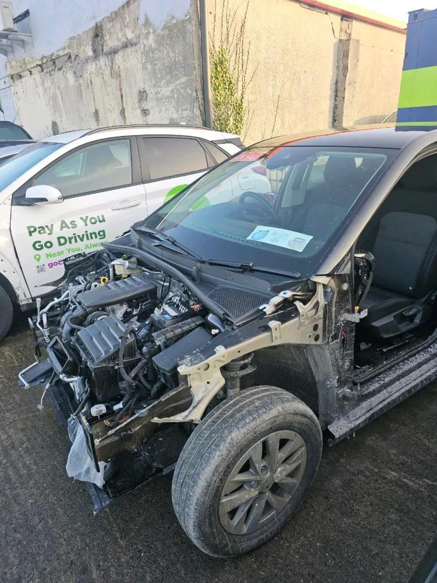 Skoda Fabia 2023 Stripped. Starts & Drives - Image 3
