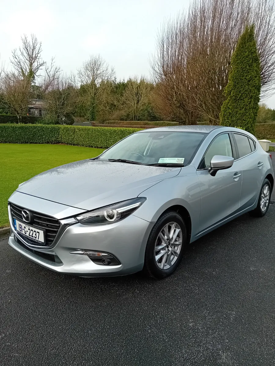 Mazda 3, 2019 - Image 1