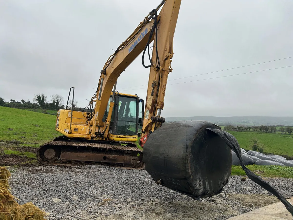 Komatsu PC 130-6K C/W Bale Handler - Image 1