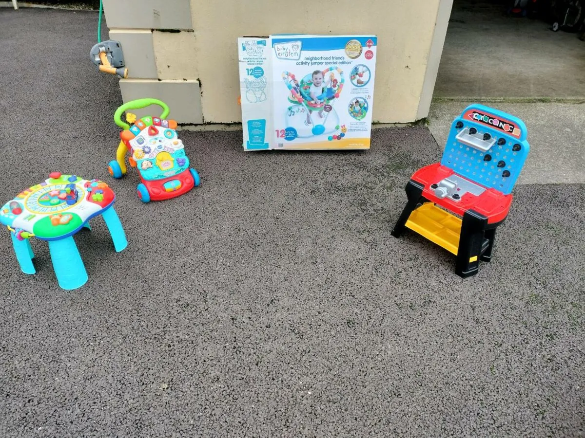 Toys - Image 2