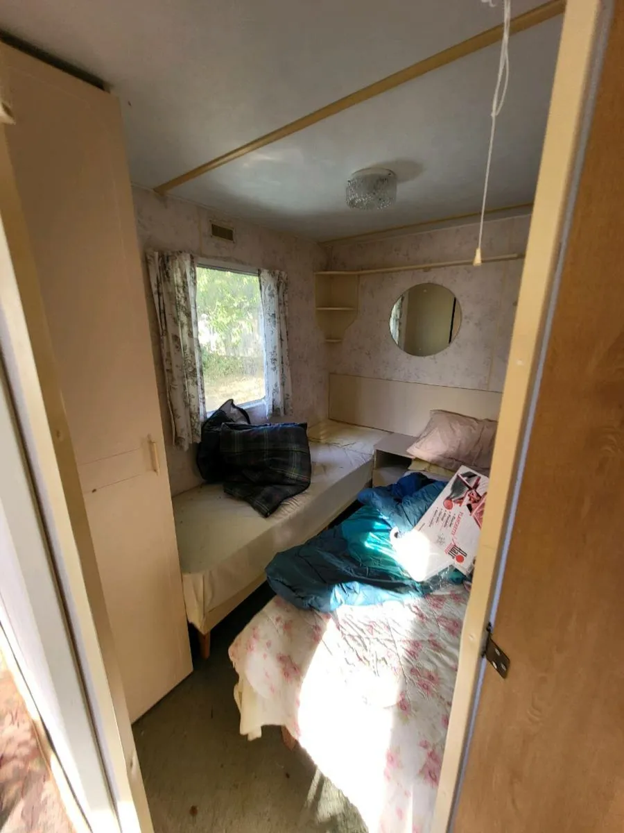 Mobile Home - Image 3