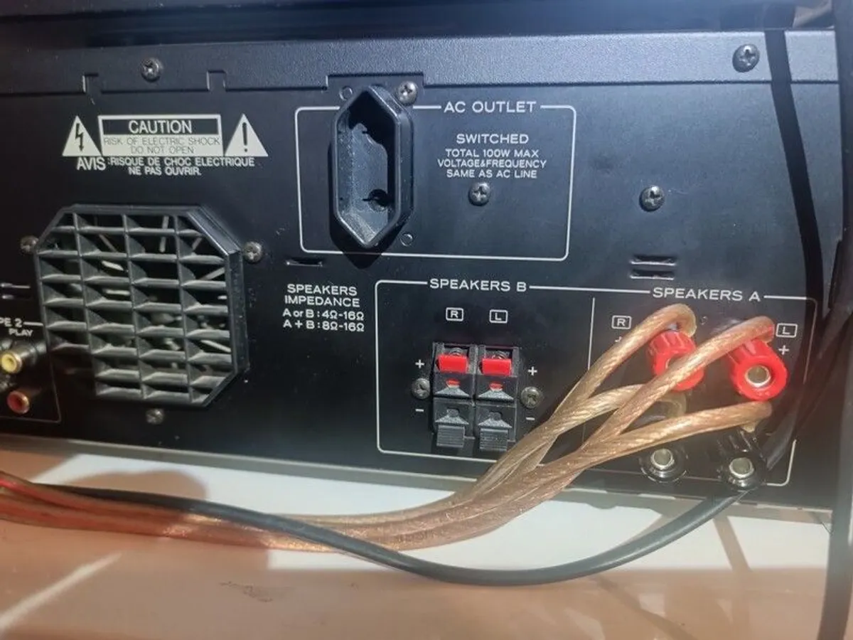 TEAC Integrated Stereo Amplifier - Image 3