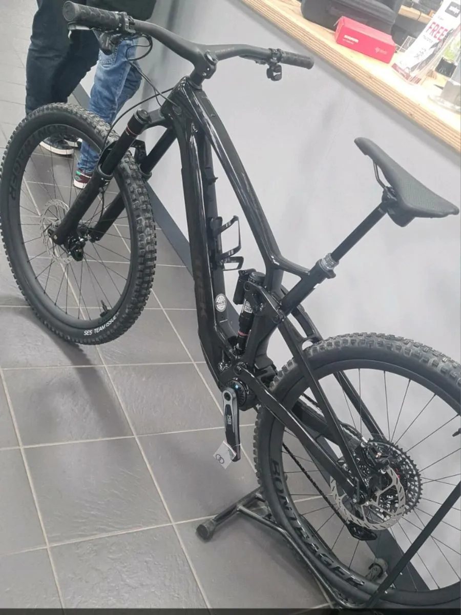 Trek Fuel Exe 9.9 X0 AXS Large Smoke - Image 1