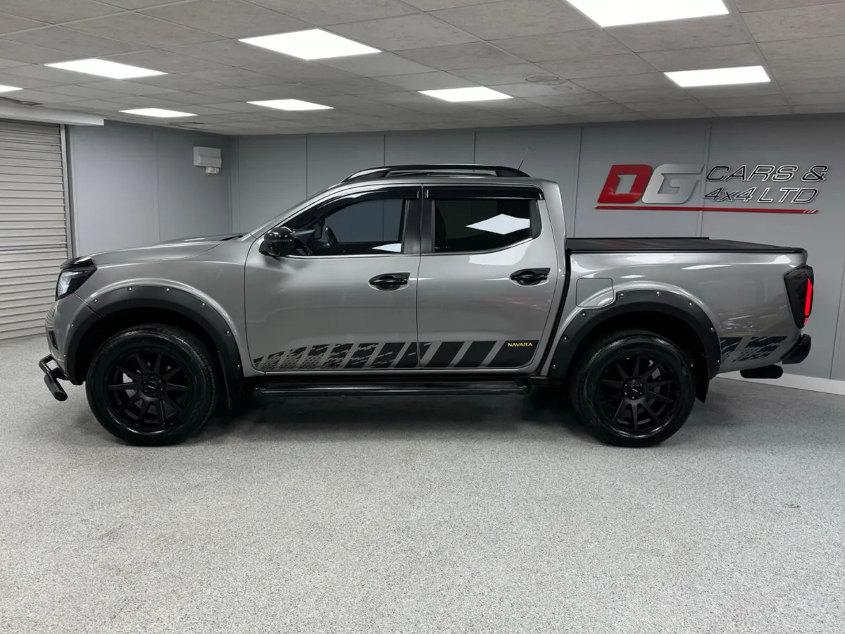 2018 Nissan Navara 2.3 DCI N-Guard Automatic - Image 4