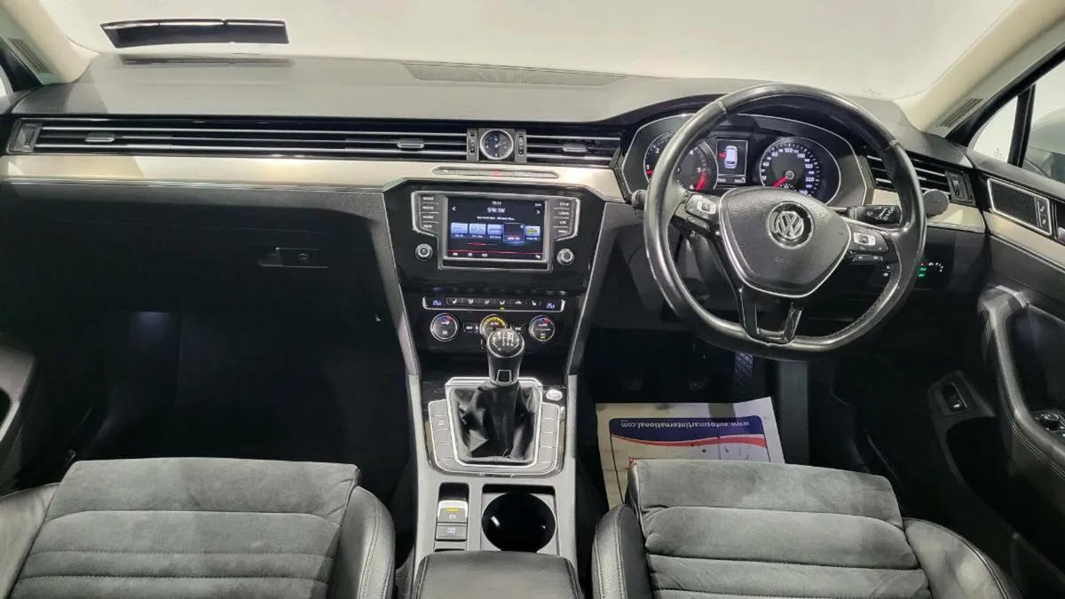 NEW NCT!! VW PASSAT HIGHLINE  DIESEL (T.belt done) - Image 4