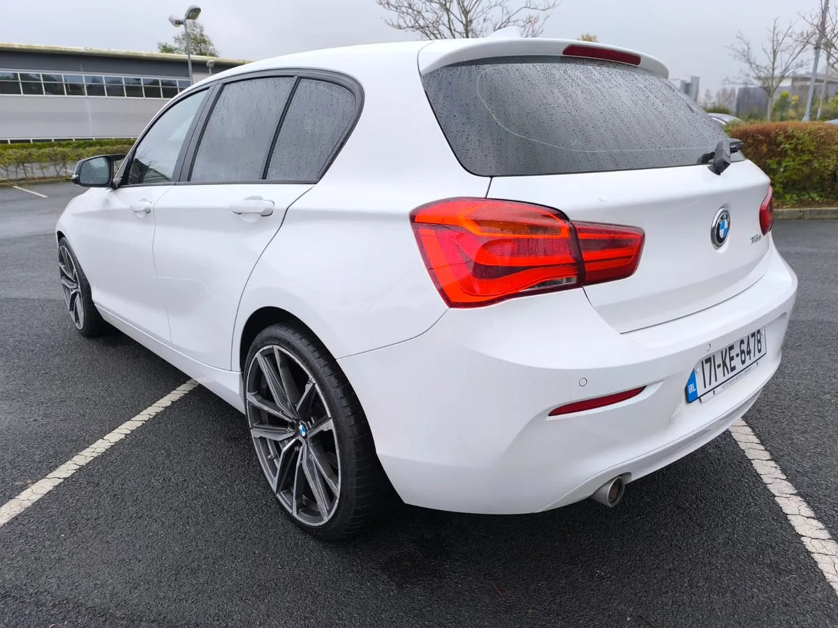 2017 BMW 116D SE WITH M SPORT ALLOYS - Image 3