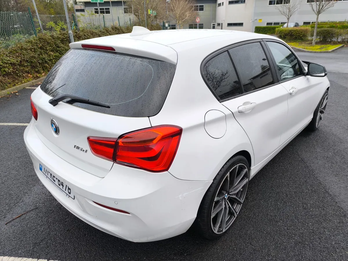 2017 BMW 116D SE WITH M SPORT ALLOYS - Image 4