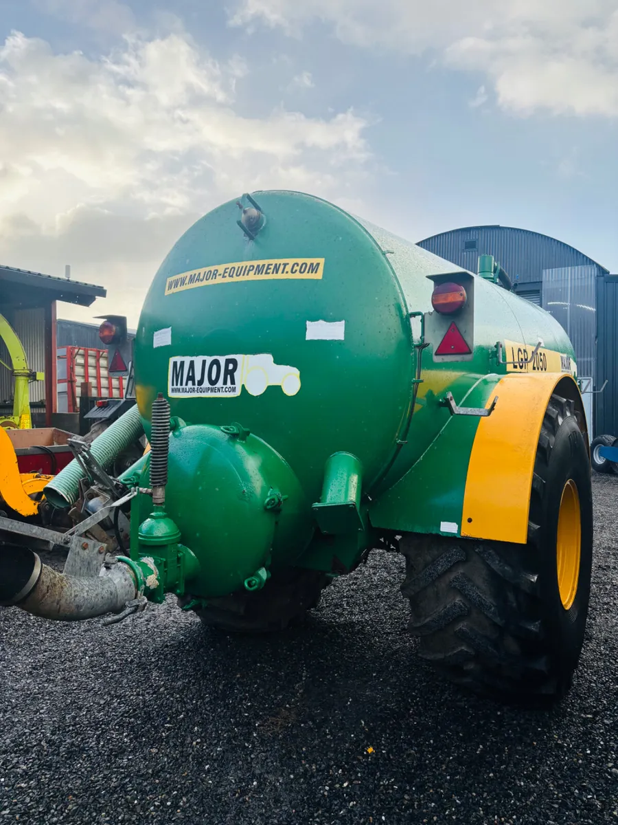 Major slurry tanker - Image 1