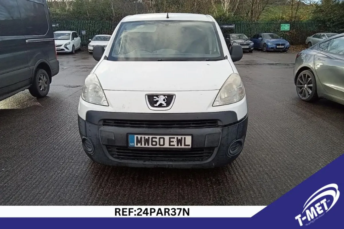 2011 PEUGEOT PARTNER BREAKING FOR PARTS - Image 2