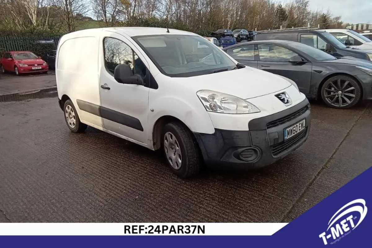 2011 PEUGEOT PARTNER BREAKING FOR PARTS - Image 3