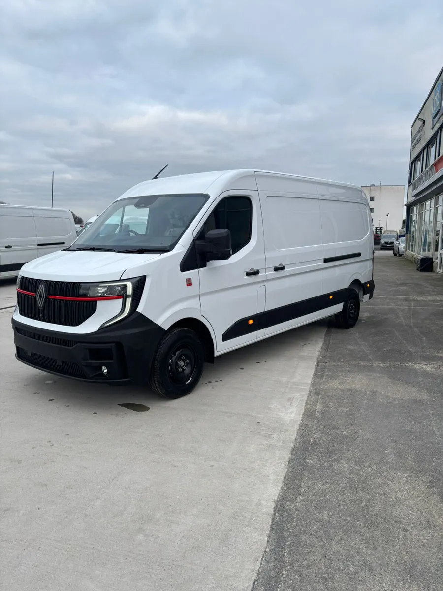 Renault Master Van - Image 4