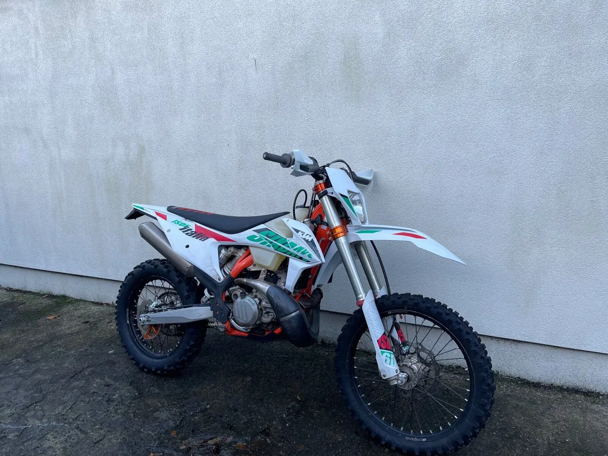 Ktm 250 exc six days edition 2 stroke 2021 - Image 1