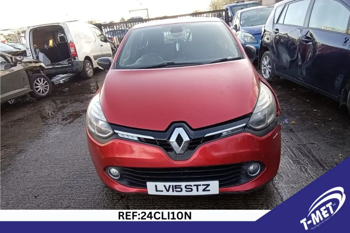 2015 RENAULT CLIO BREAKING FOR PARTS - Image 2