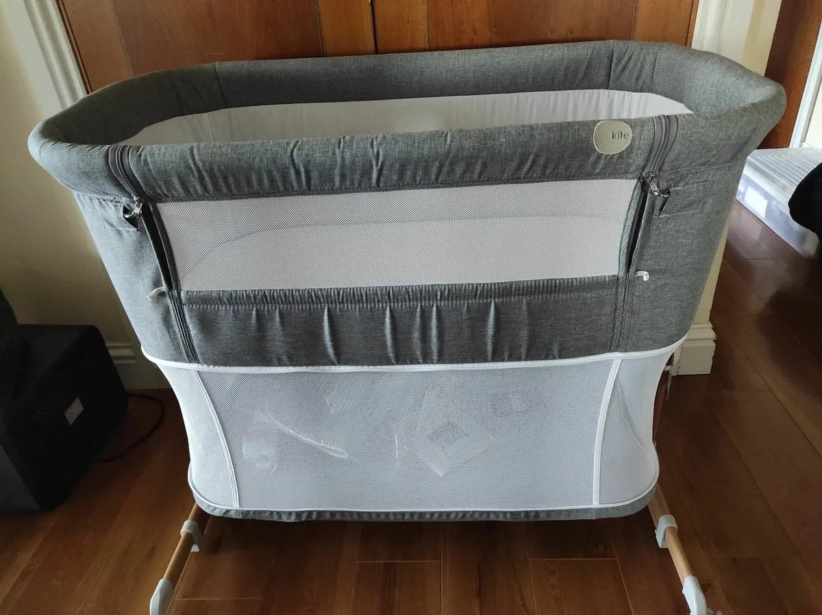 Co-sleeper - Image 2
