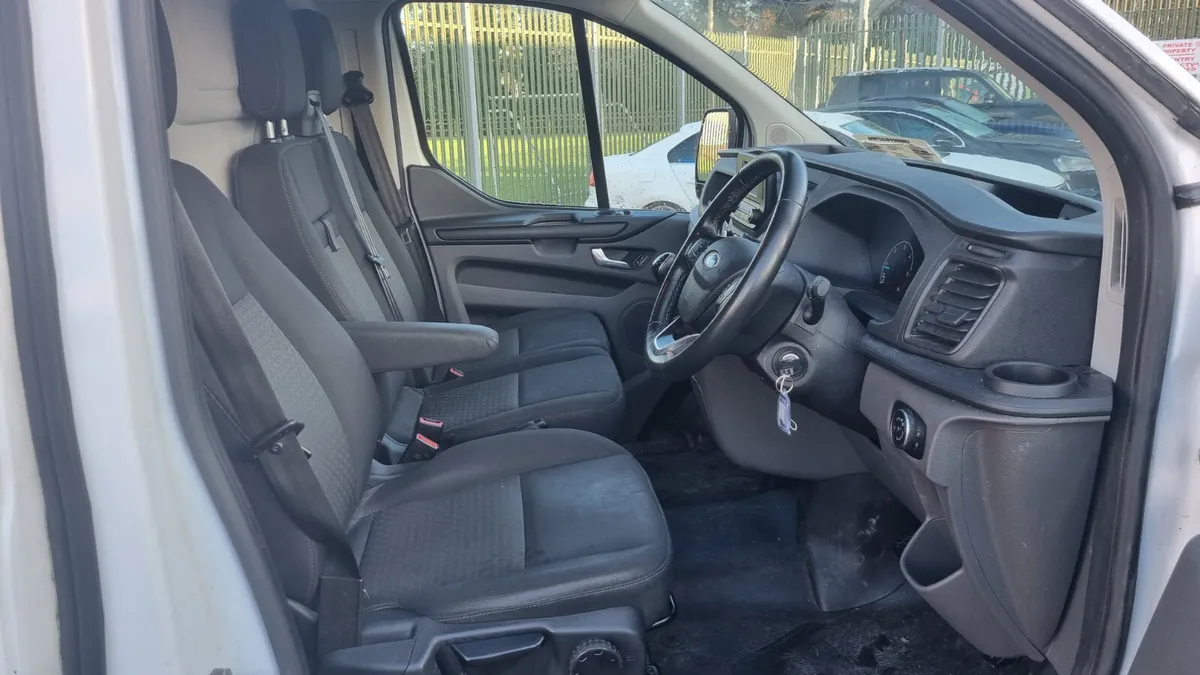 202 Ford Transit Custom 2.0Tdci No Vat - Image 3