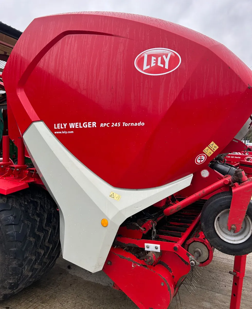 Lely Tornado Baler/Wrapper 2015 - Image 2