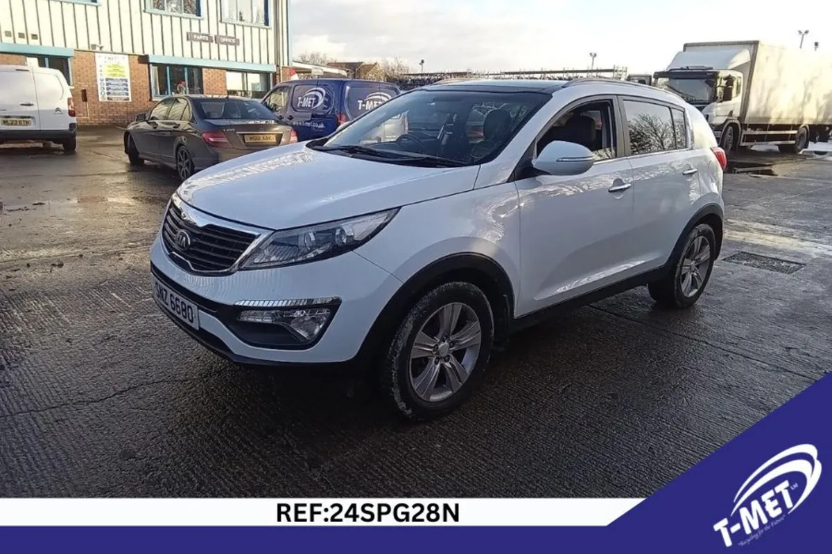 2013 KIA SPORTAGE BREAKING FOR PARTS - Image 1