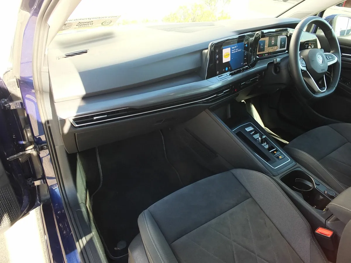 Volkswagen Golf 2021 - Image 3