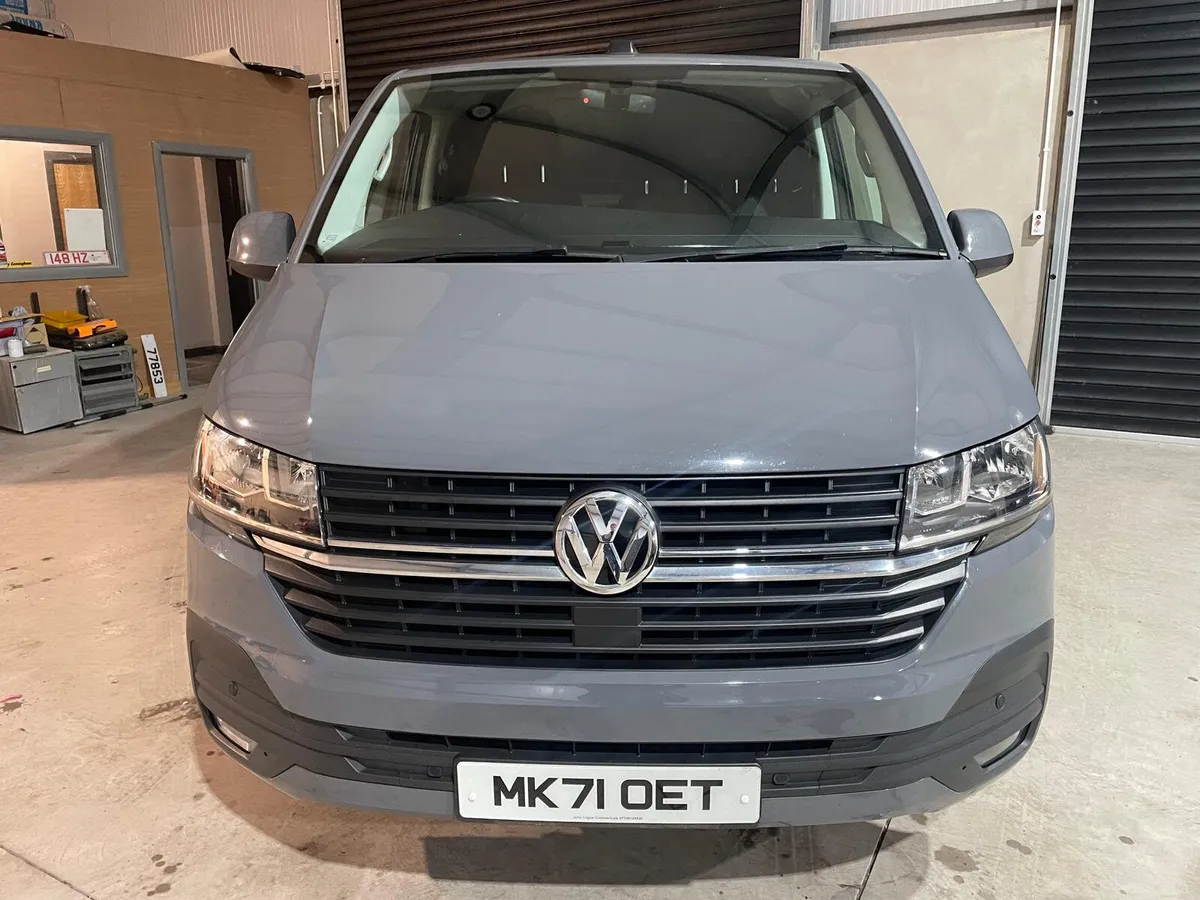 Volkswagen Transporter 2021 - Image 2