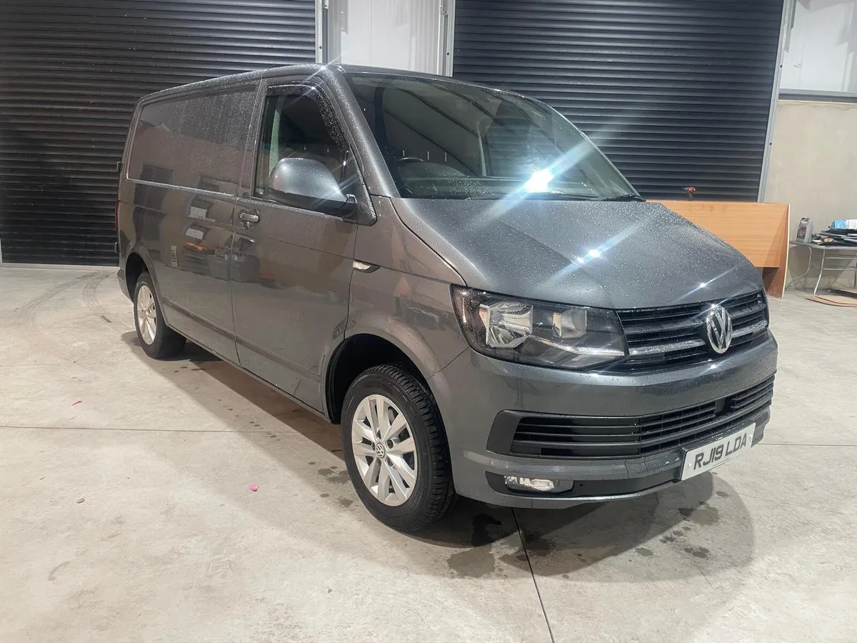 Volkswagen Transporter 2019 - Image 1