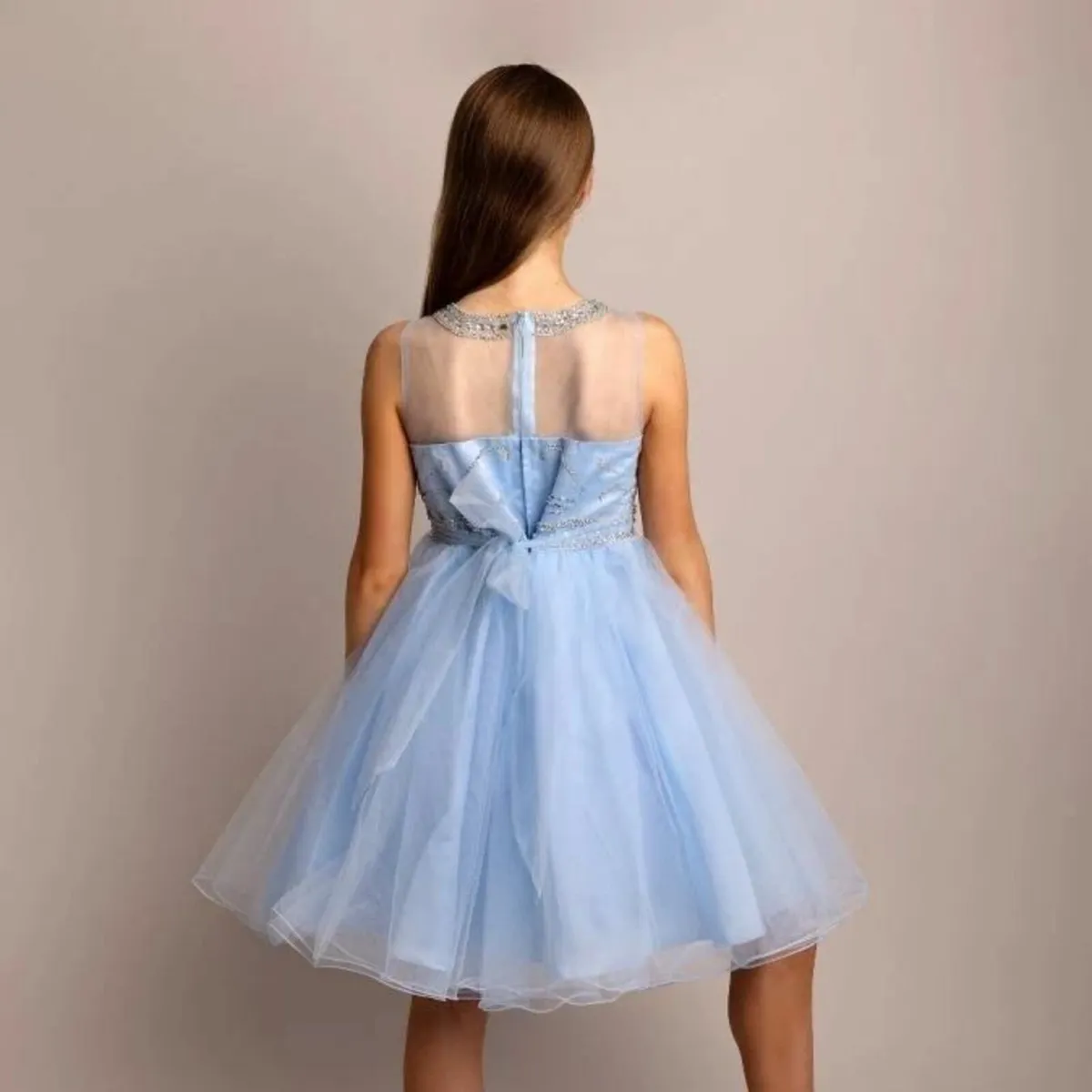 Confirmation Dresses €150 Now €50 - Image 4