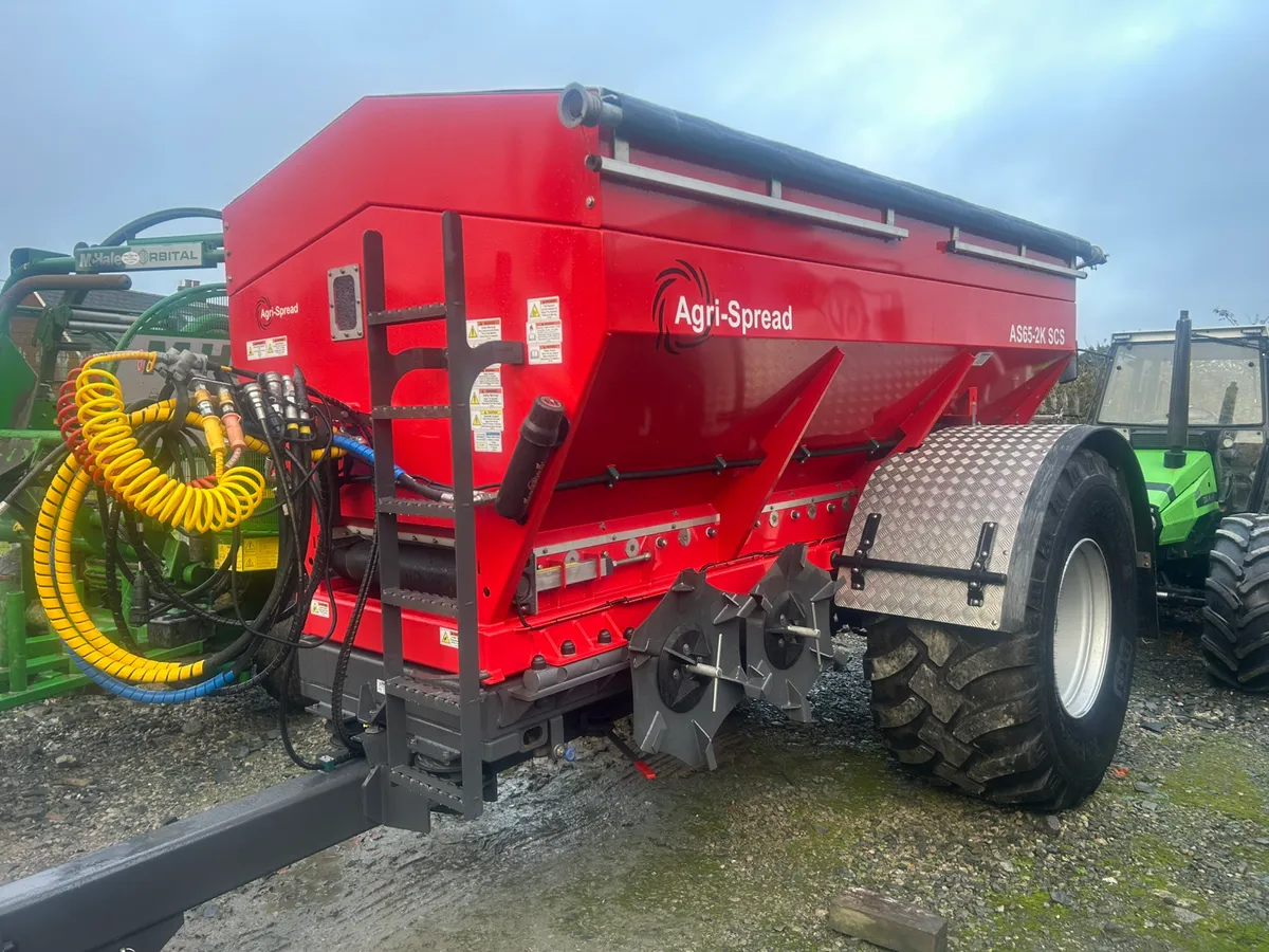 NEW AGRISPREAD FERT & LIME SPREADERS - Image 1