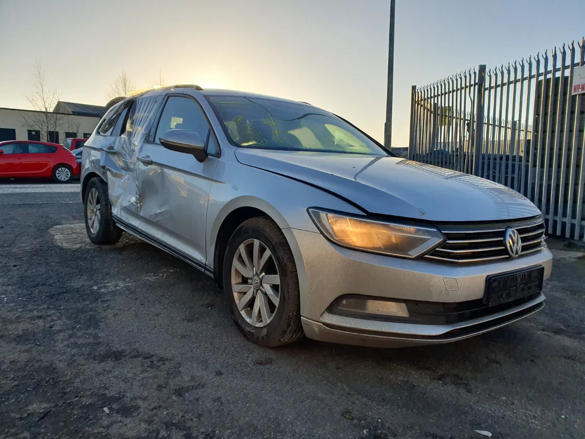 16 VOLKSWAGEN PASSAT  1.6 TDI (DCX) FOR BREAKING - Image 2