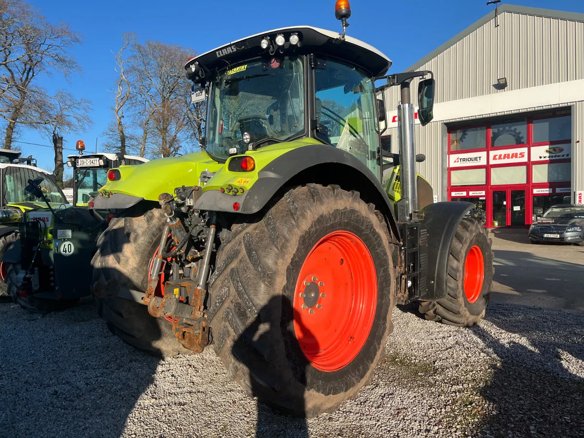 Claas Axion 800 - Image 4