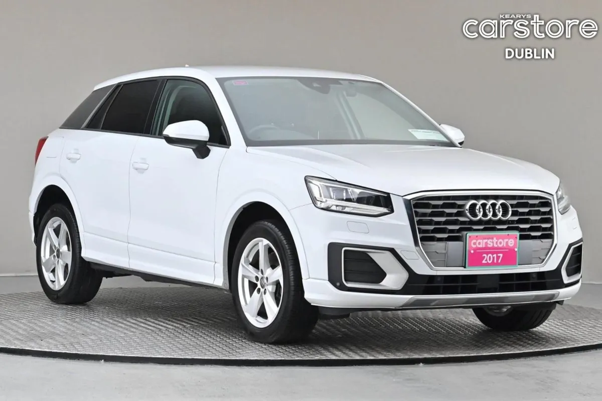 Audi Q2 1.0 Tfsi S-tronic 115BHP  reverse Cam par - Image 1