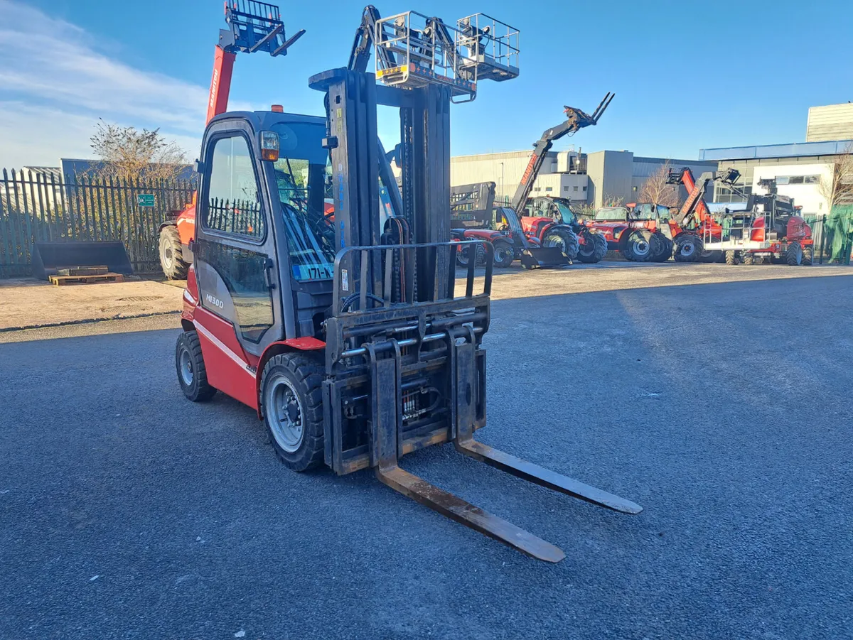 2017 Manitou MI30D forklift - Image 3