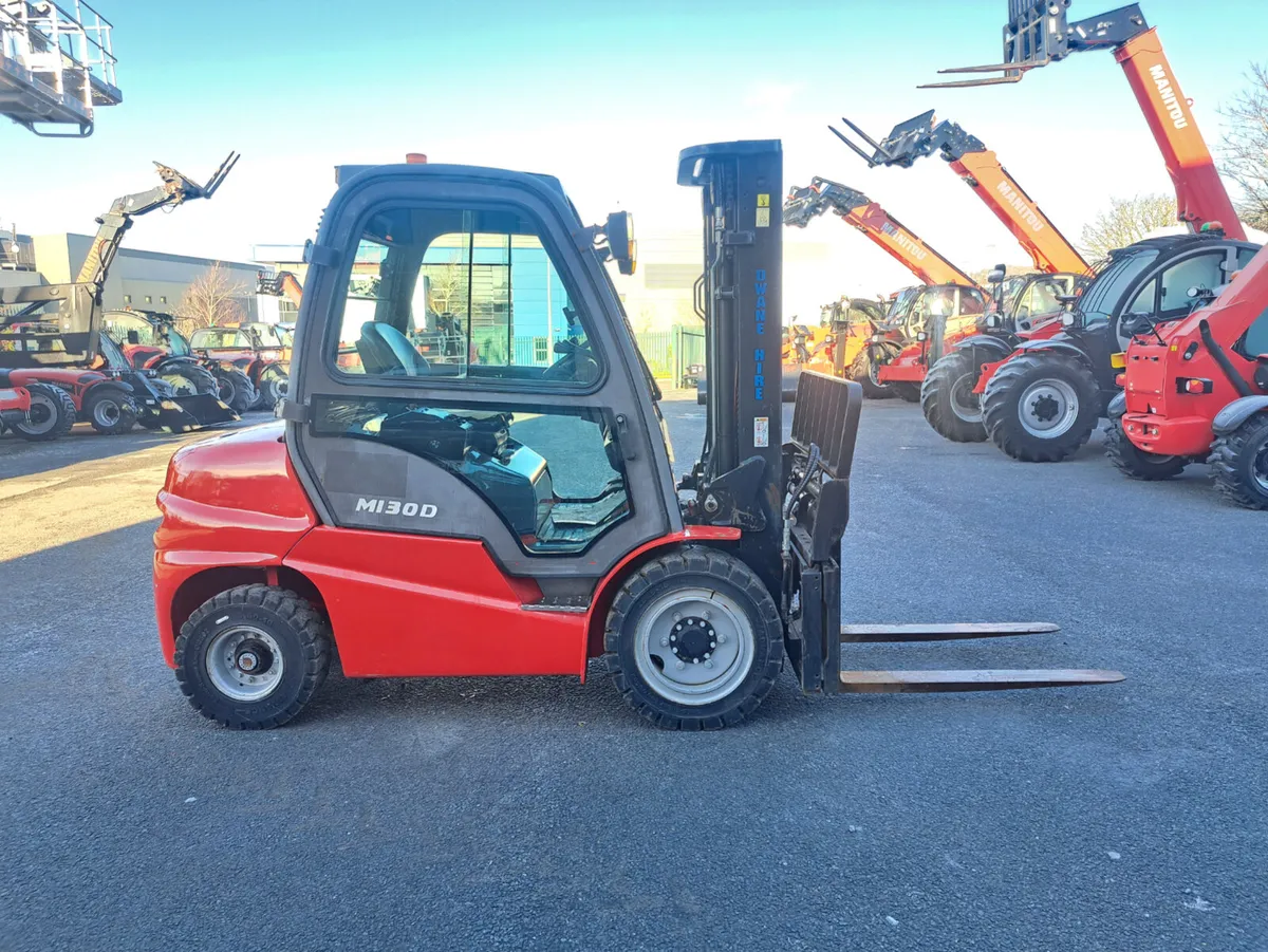 2017 Manitou MI30D forklift - Image 4