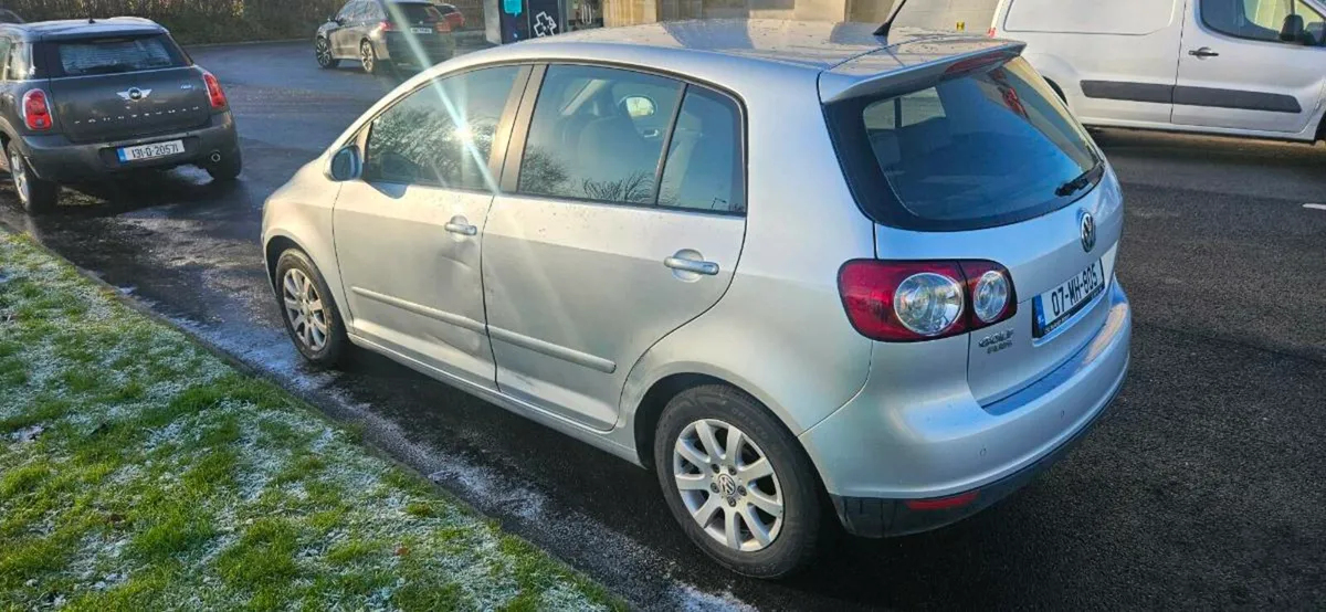 Volkswagen Golf - Image 4