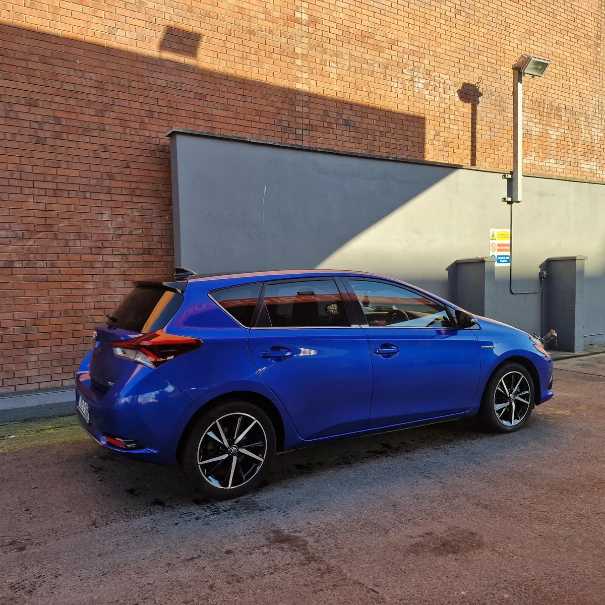 Toyota Auris Hybrid Luna Sport New Nct - Image 4