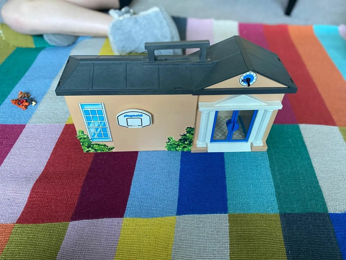 Toy - Playbmobil Take Along School Model 5941 - Image 3