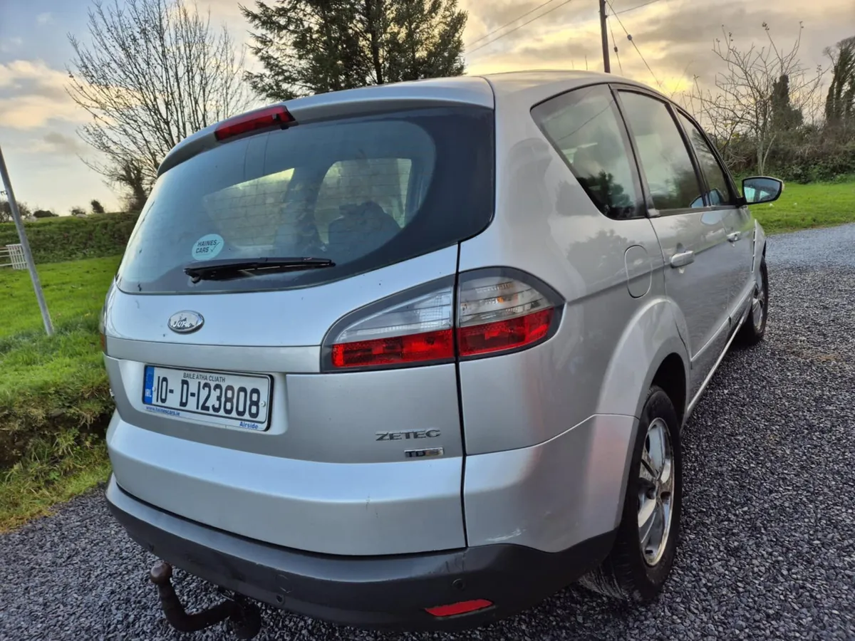 Ford S-Max - Image 2