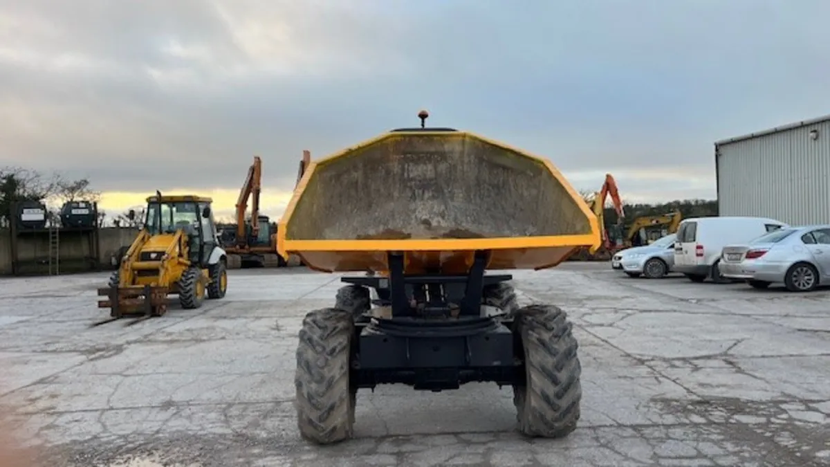 2014 Terex 6 Ton Swivel Dumper - Image 3