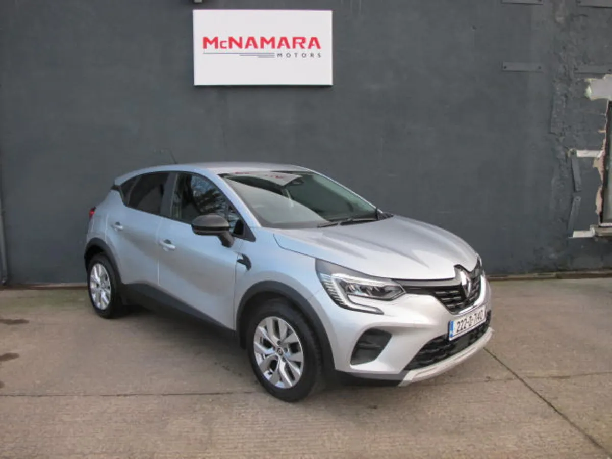 Renault Captur Iconic Auto 2 Year Warranty - Image 1