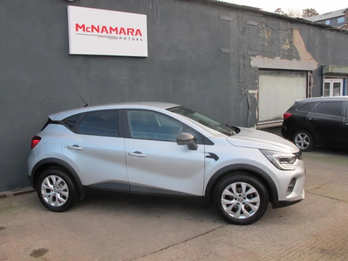 Renault Captur Iconic Auto 2 Year Warranty - Image 2