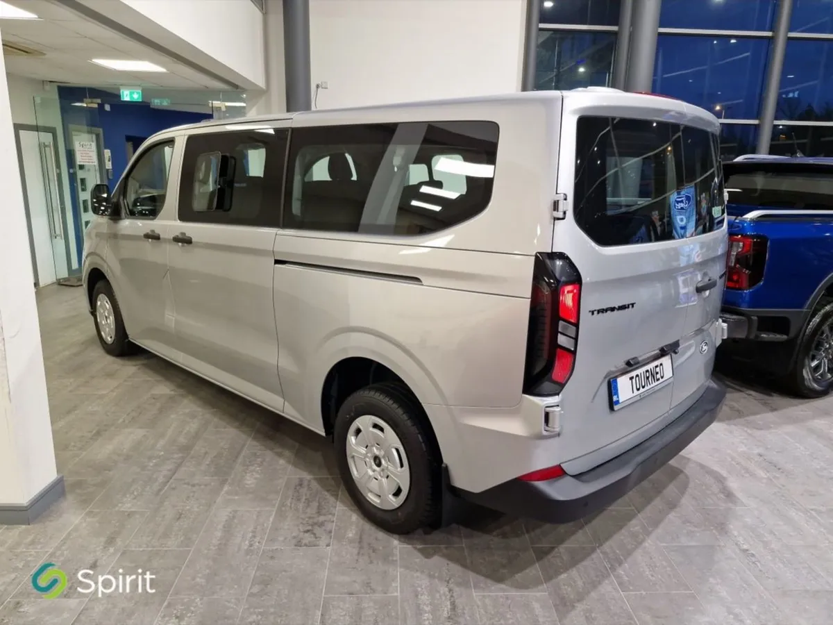 Ford Tourneo Custom New Custom 9 Seater Tourneo - Image 4