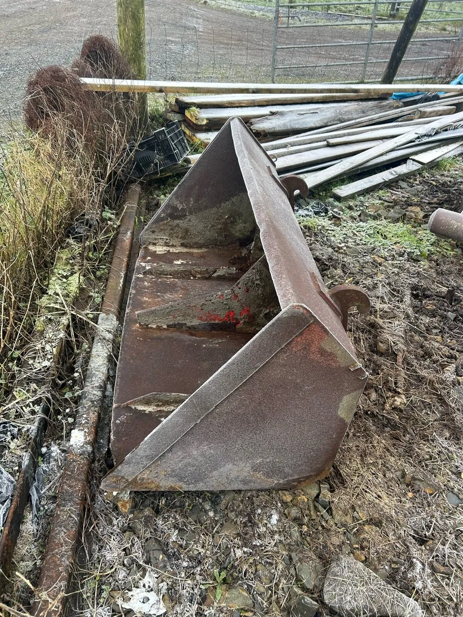 Bucket for sale - Image 2