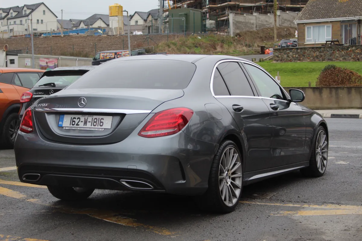 Mercedes-Benz C220D 2016 AMG Line *Warranty* - Image 4