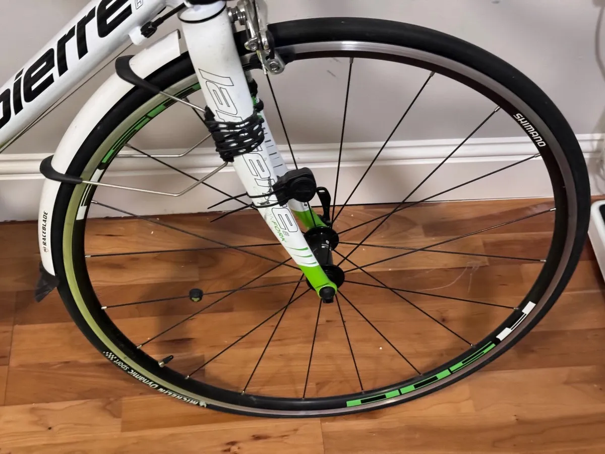 58 cm La Pierre  Alloy flex frame gents racer - Image 4